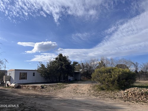 18100 S Double Tree Rd Unit 213,  Peeples Valley, AZ 86332