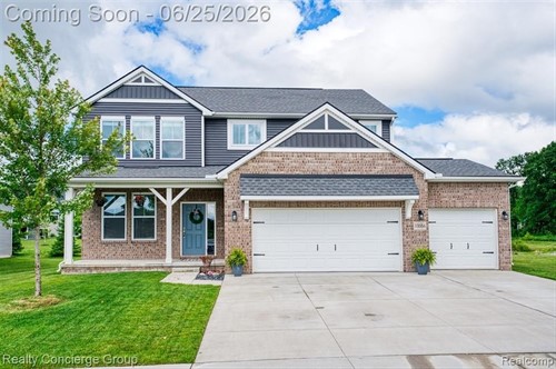10066 Willow Oak Dr, Green Oak Township, MI 48116