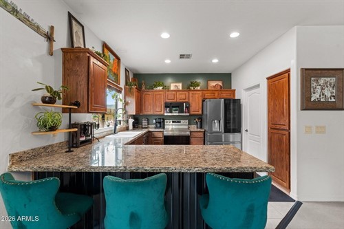 27170 S Bennett Way, Congress, AZ 85332