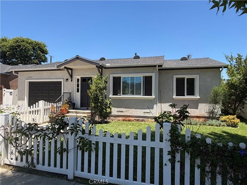 17343 Martha St,  Encino, CA 91316