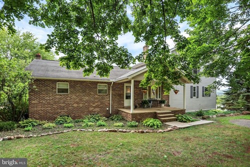 1460 N 2nd St,  Lykens, PA 17048