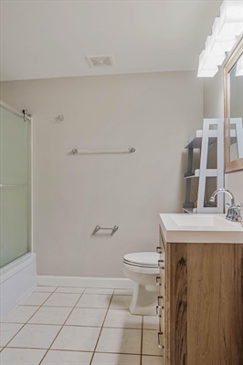 2nd floor bathroom between bedrooms #3  #4