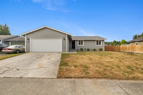 1224 Kendra Ln,  Burlington, WA 98233