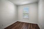 27-Girard-104RaleighSt _8642