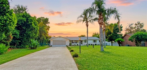 1371 S Prairie Cir,  Deltona, FL 32725