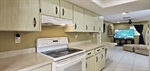 03 Kitchen1