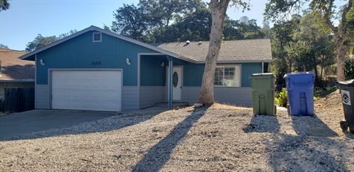 3688 Lincoln Avenue,  Clearlake, CA 95422