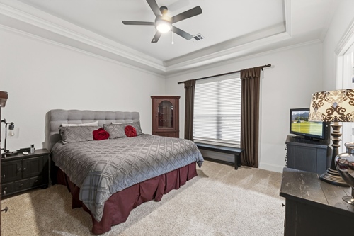 1 of 3 secondary bedrooms upstairs
