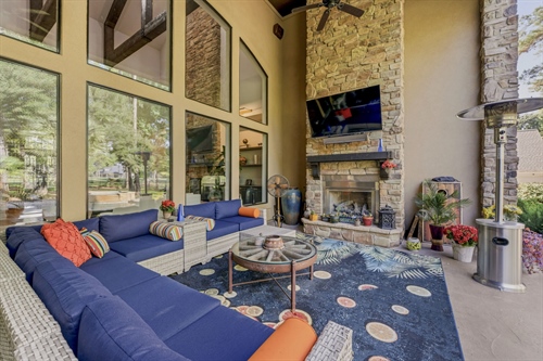 Stone fireplace surround sound course view