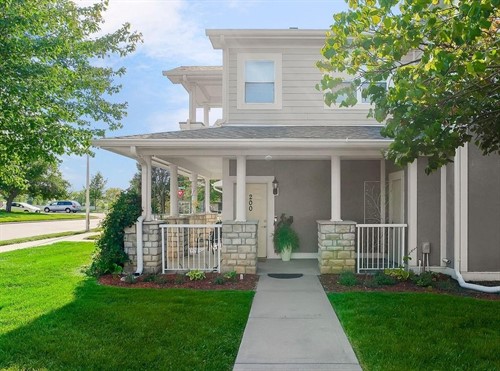 11701 S Roundtree St Apt 200,  Olathe, KS 66061