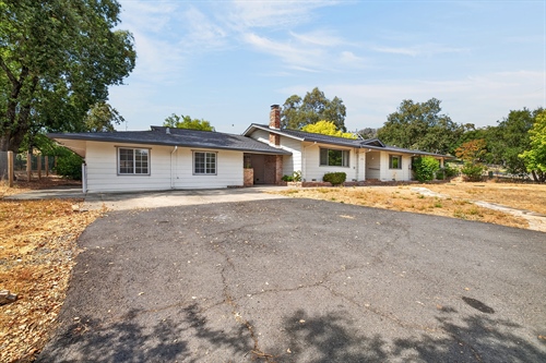 873 Wildwood Trail,  Santa Rosa, CA 95409