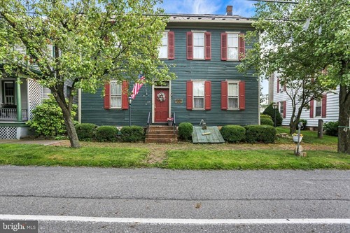 114 E Market St,  Gratz, PA 17030