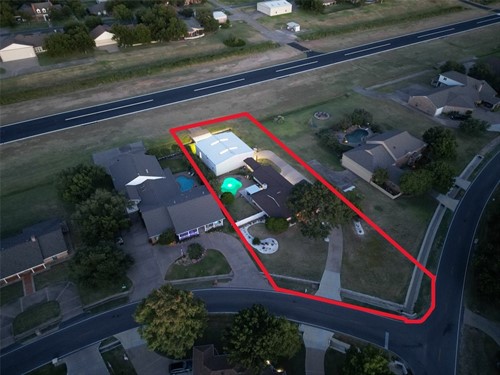 9023 Woodlawn Dr, Granbury, TX 76049