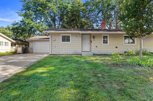 1214 Chicory Way,  Sun Prairie, WI 53590