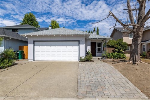 16 Ahlstrom Dr,  Cotati, CA 94931