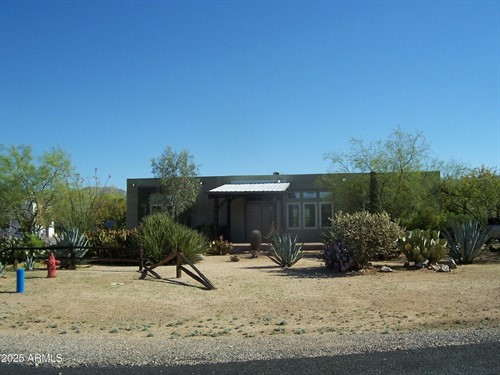 23350 W Los Huesos Way,  Congress, AZ 85332