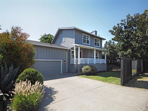 79 Bosch St,  Geyserville, CA 95441