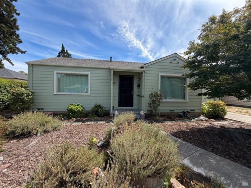 2208 Midway Dr,  Santa Rosa, CA 95405