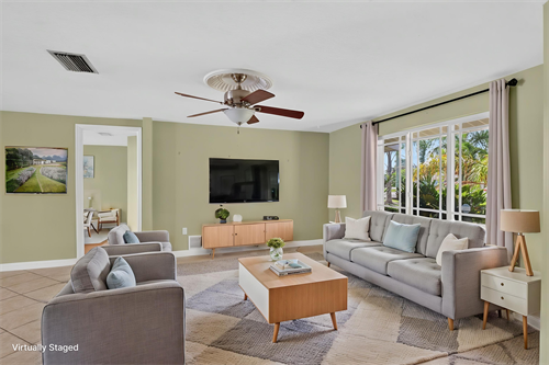 5-web-or-mls-P1383891 - Living Room - Standard - 2