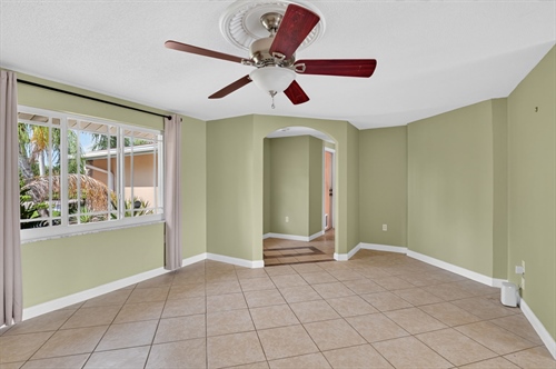 7-web-or-mls-P1383900