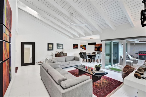 Vaulted Ceilings Skylights Fire Place Pool View