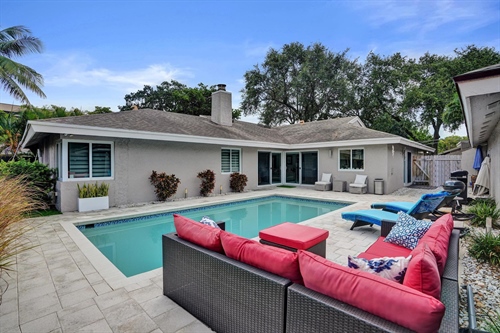 Pool deck