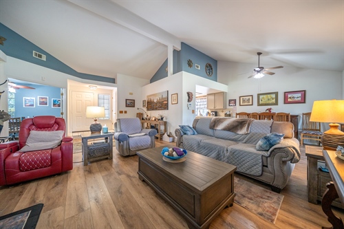 2238 Cilantro Dr-12