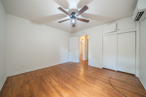 2045 Montana Ave-25