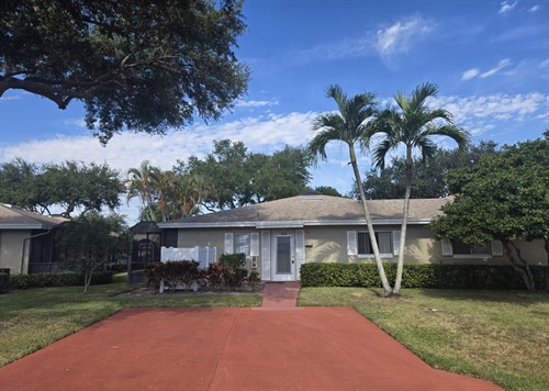 18721 Schooner Dr,  Boca Raton, FL 33496
