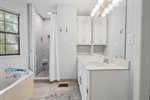 30-web-or-mls-4370 Bienville Rd-29