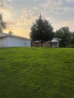 800 Marilynn Ave,  Liberty, MO 64068