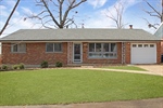 1011 Chartres Ave,  University City, MO 63132