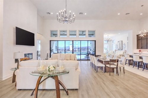 168 Tre Pietre Street 16e