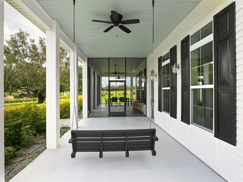 Exterior - 4