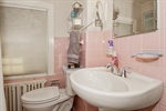 1431 Lawndale Bth 2