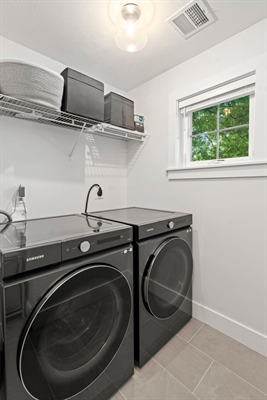 2nd Floor Laundry