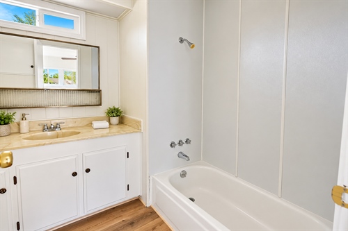 bathroom 1a