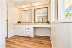 bathroom 1b