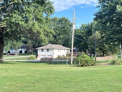 3609 N 154th Ter, Basehor, KS 66007