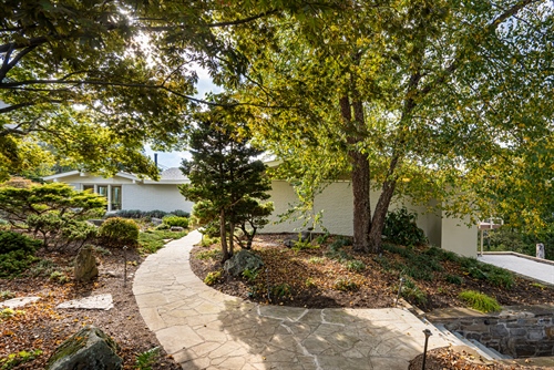 92 Horizon Hill Road,  Asheville, NC 28804