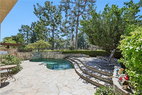 1215 Holt Dr,  Placentia, CA 92870