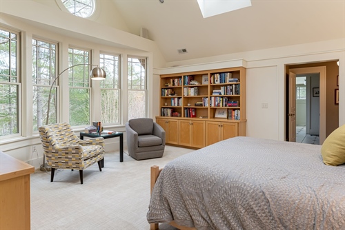 Primary suite