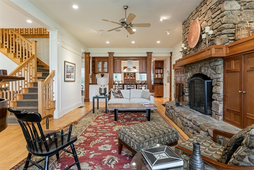 Light and open floor plan