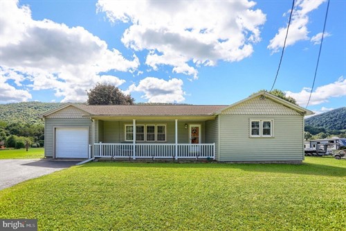 1647 Ridge Rd, Klingerstown, PA 17941