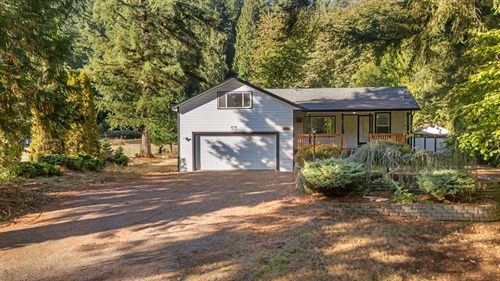 19827 Renton-Maple Valley Rd SE,  Maple Valley, WA 98038