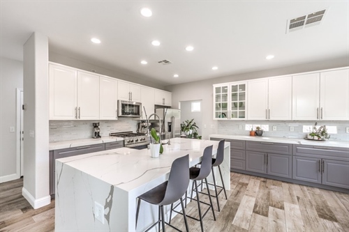 1340 Tempo Street 5