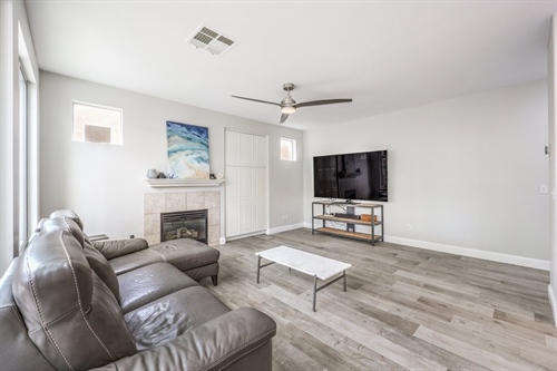 1340 Tempo Street 20