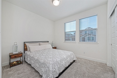 4121 Trinity Alps Way Roseville CA 95747 downstairs bed gr9