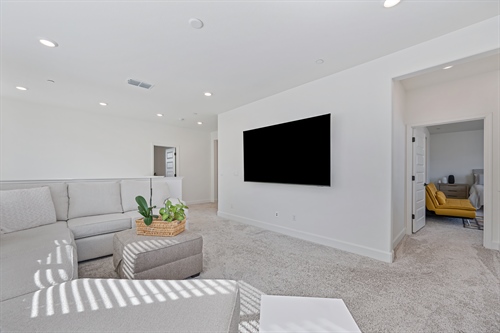 4121 Trinity Alps Way Roseville CA 95747 loft looking at tv gr26