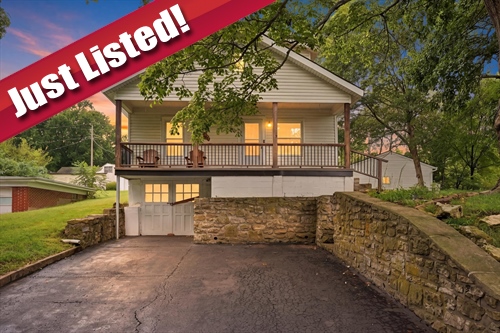 11411 E Norledge Street,  Sugar Creek, MO 64054